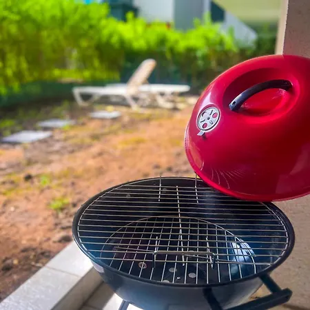 Golden Escape * Bucharest