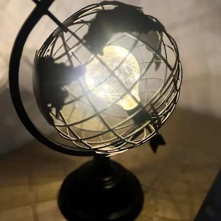 Golden Escape Apartment