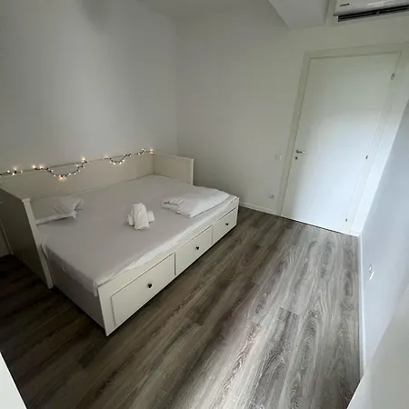 Golden Escape Apartment Bucharest
