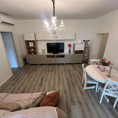 Apartment Golden Escape Bucharest